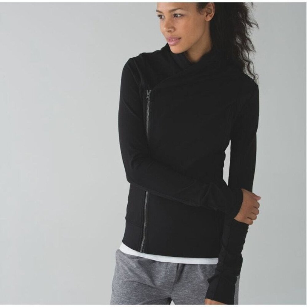 Lululemon Bhakti Yoga Jacket Women's Black Asymmetrical Zip Size‎ 4 Athletic